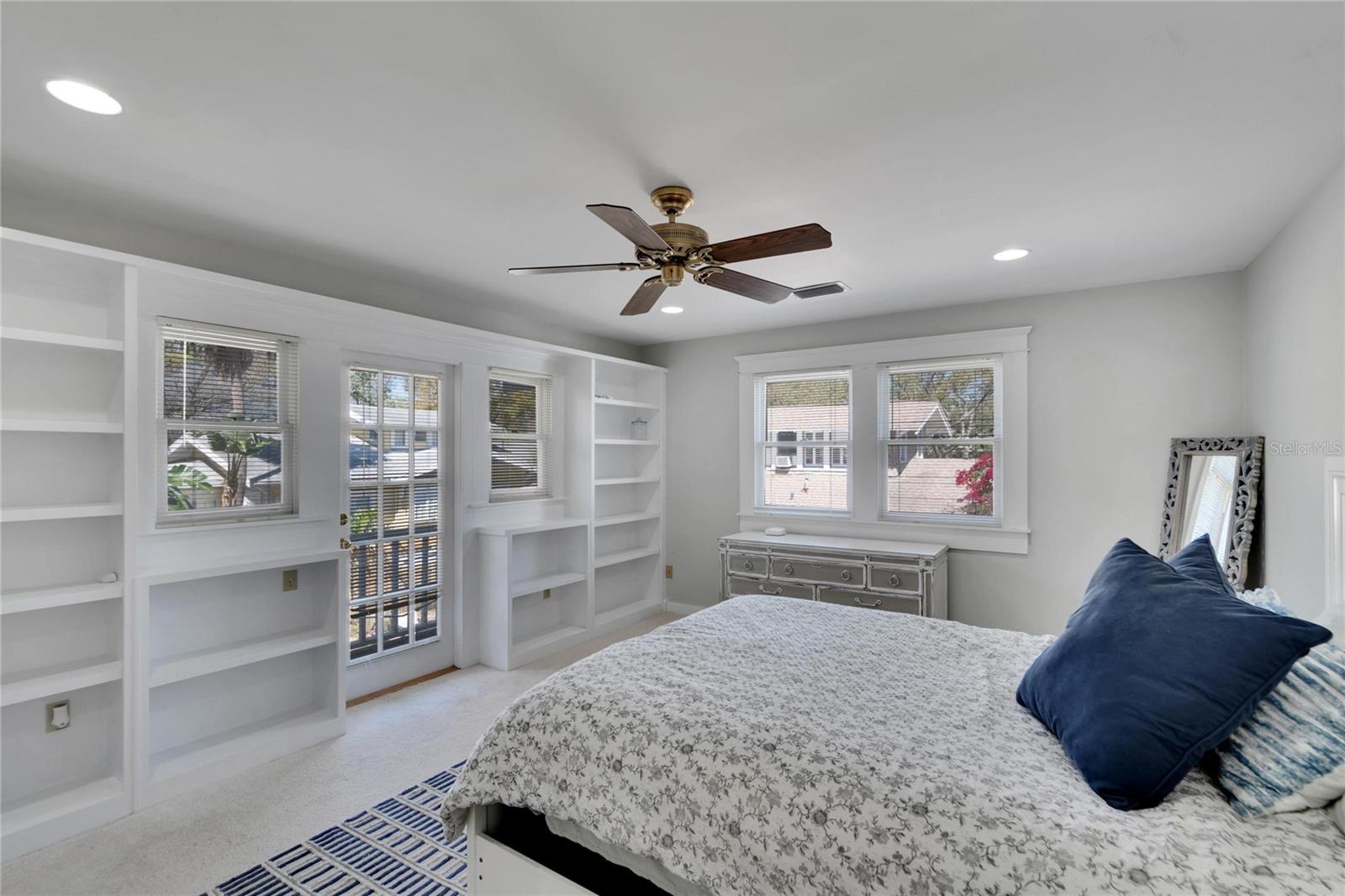 3006 W HARBOR VIEW AVE — photo 52