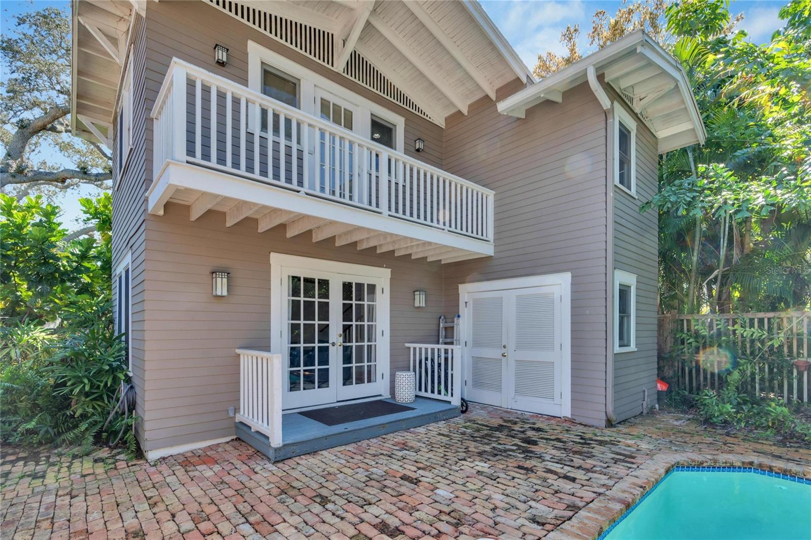 3006 W HARBOR VIEW AVE — photo 40