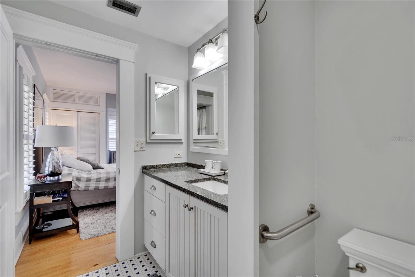 3006 W HARBOR VIEW AVE — photo 28