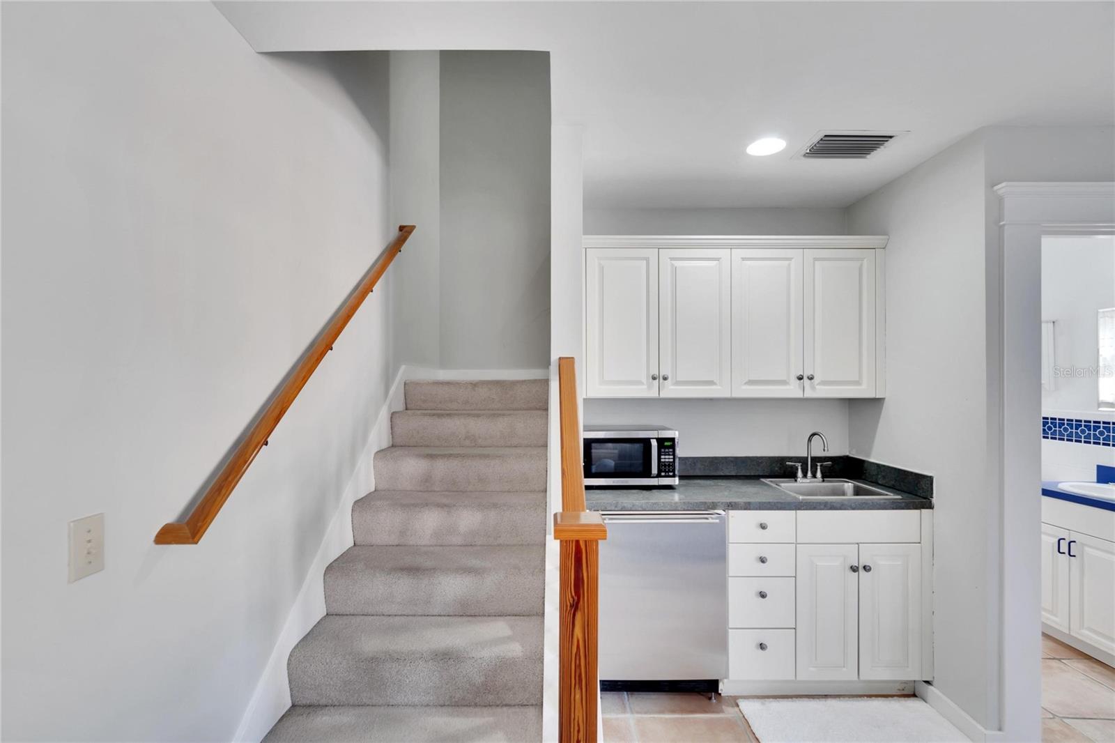 3006 W HARBOR VIEW AVE — photo 50