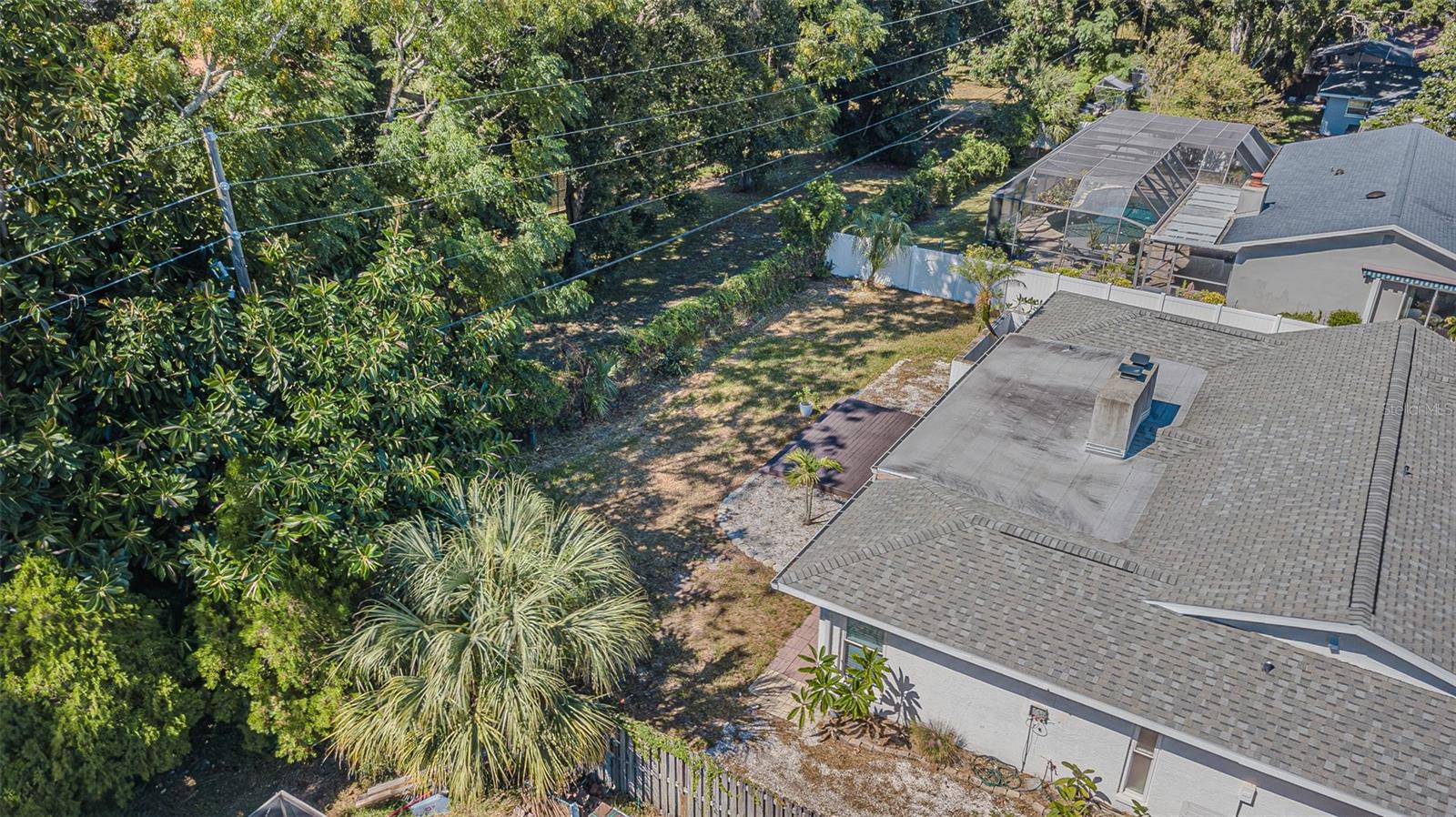 565 SANDY HOOK RD — photo 6
