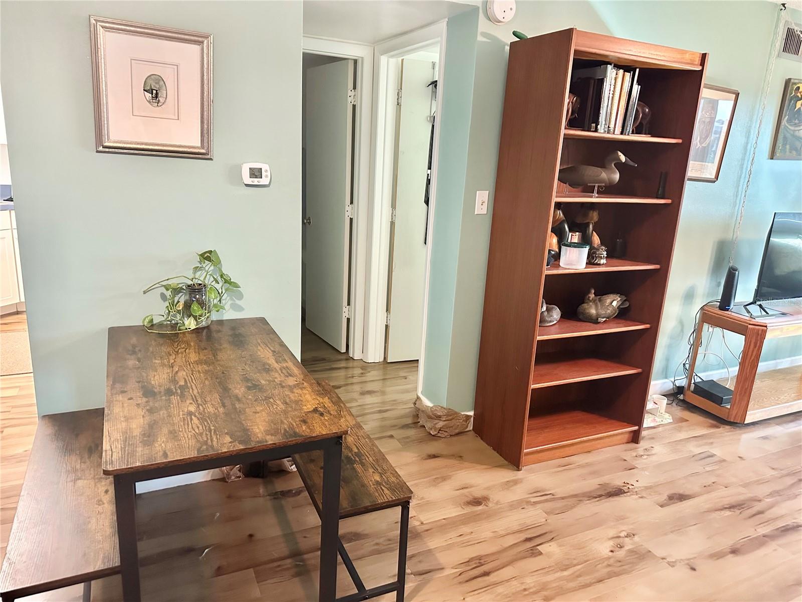 100 WAVERLY WAY #302 — photo 16