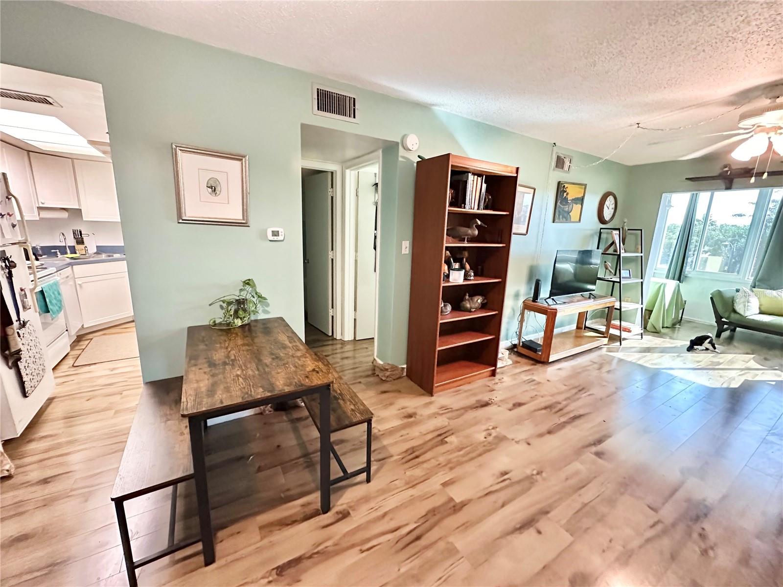 100 WAVERLY WAY #302 — photo 14