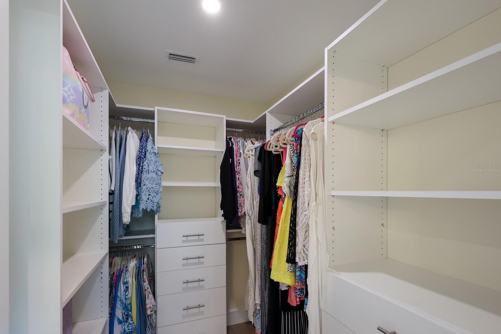 1253 N BASIN LN — photo 35