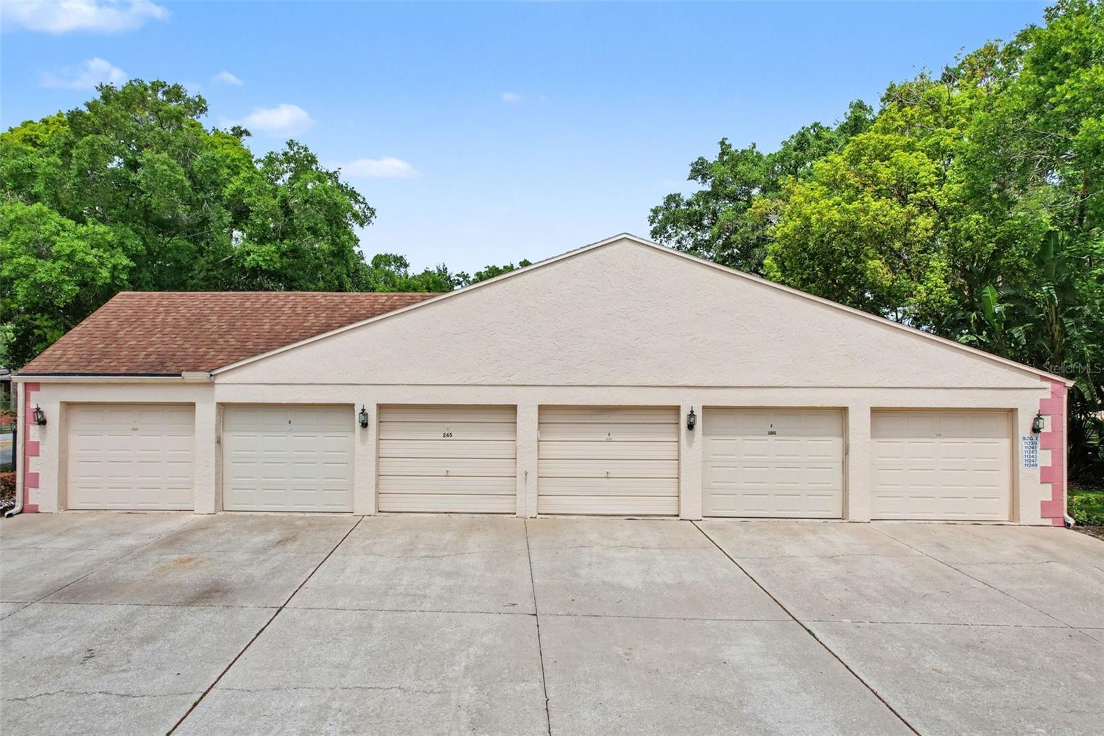 11241 VERSAILLES LN #0 — photo 35