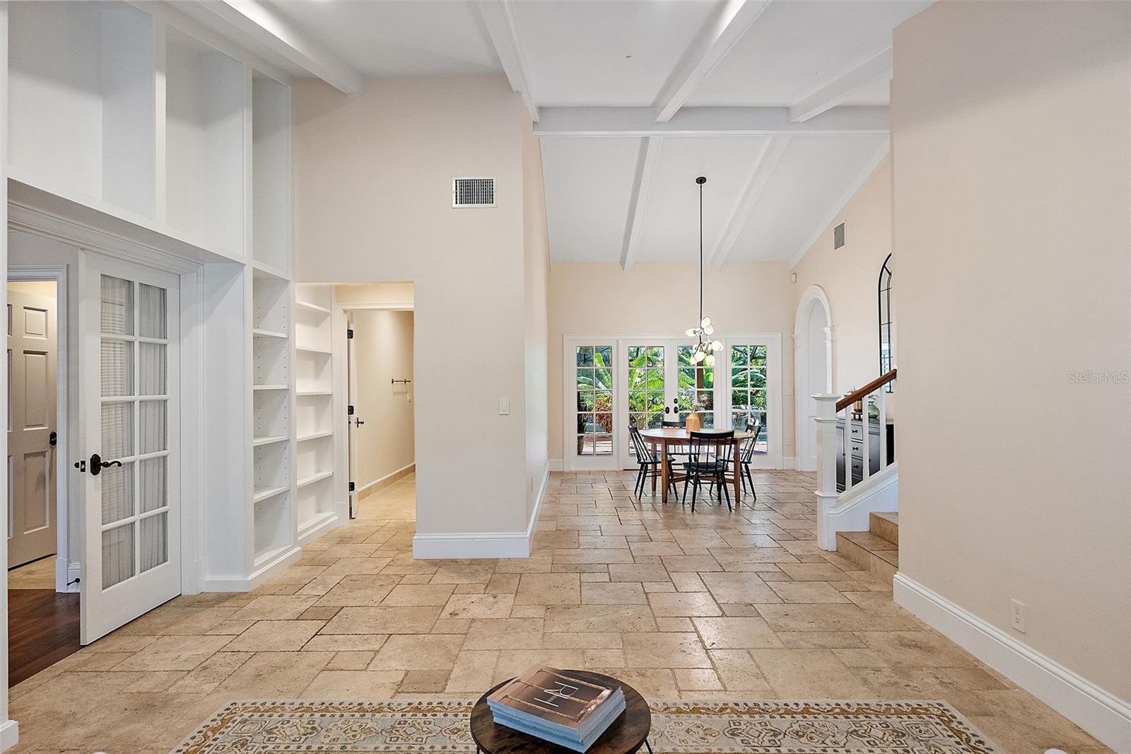 2371 LANDINGS CIR — photo 9