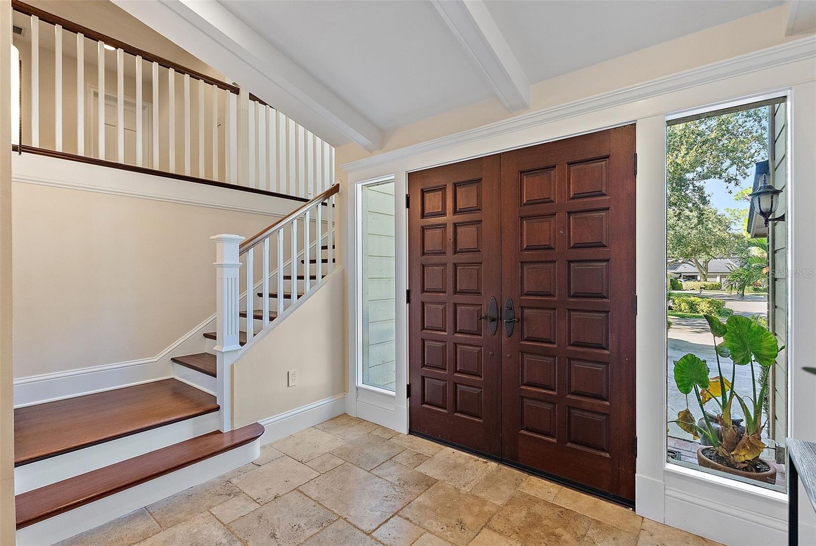 2371 LANDINGS CIR — photo 6