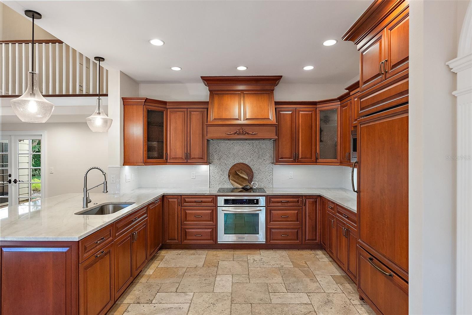 2371 LANDINGS CIR — photo 12