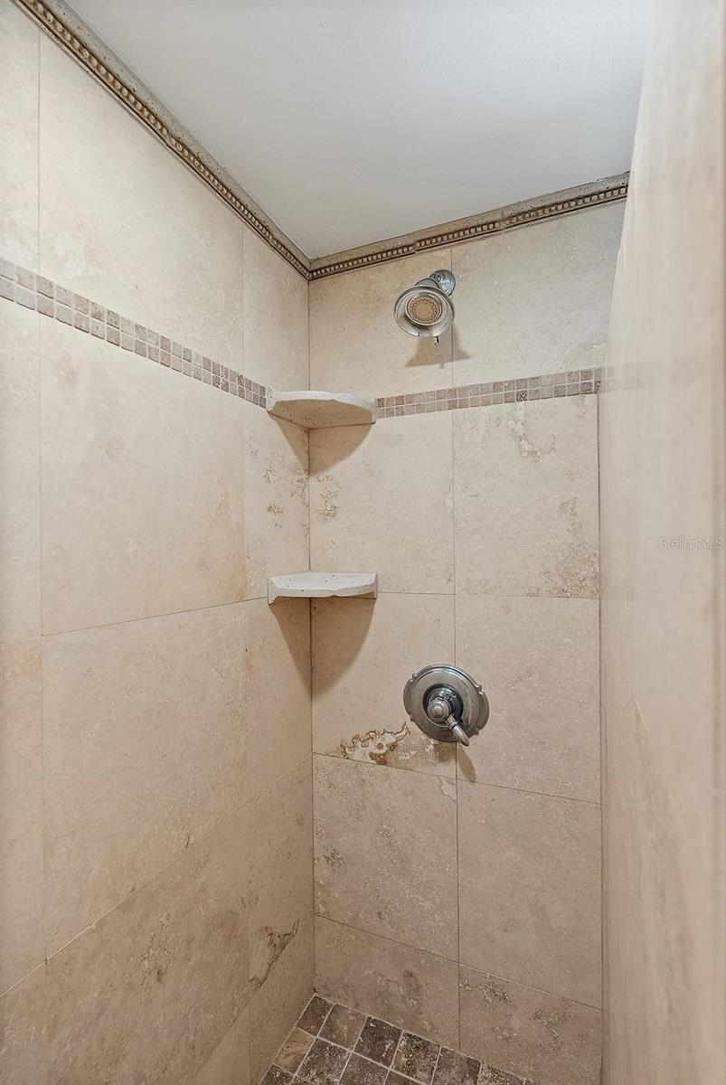 2371 LANDINGS CIR — photo 55