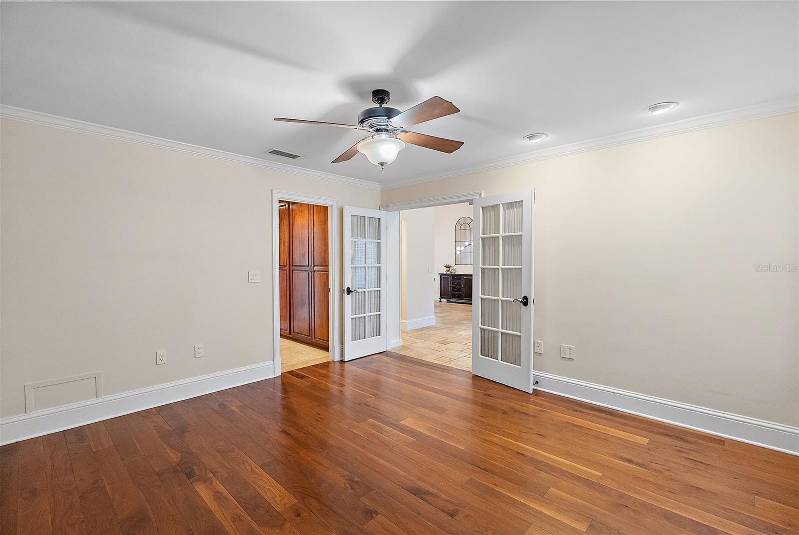 2371 LANDINGS CIR — photo 39