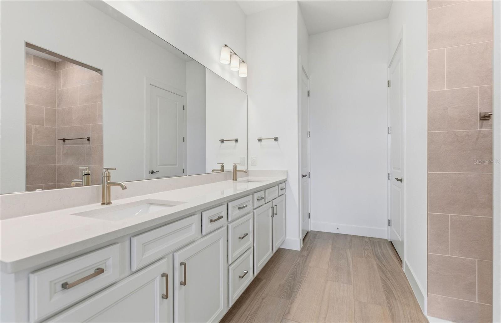 16412 RUSTIC SKY DR — photo 8