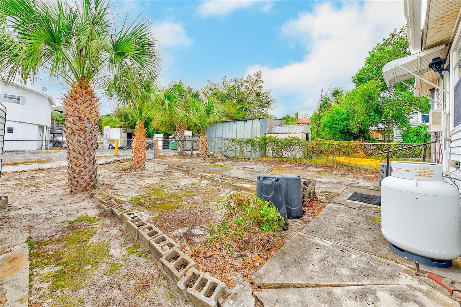 632 CROSS ST — photo 24
