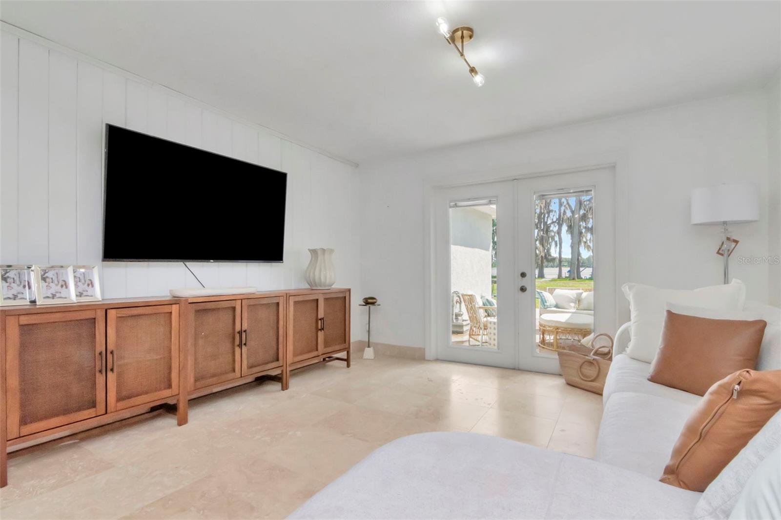 19207 CROOKED LN — photo 16