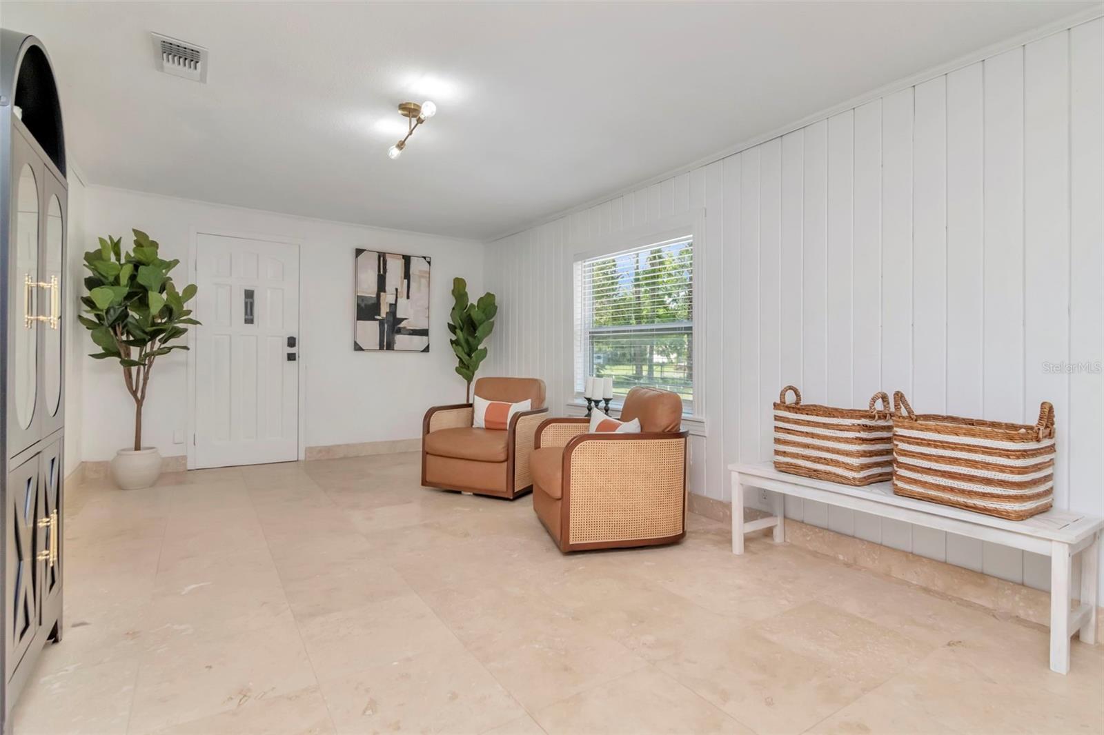 19207 CROOKED LN — photo 15