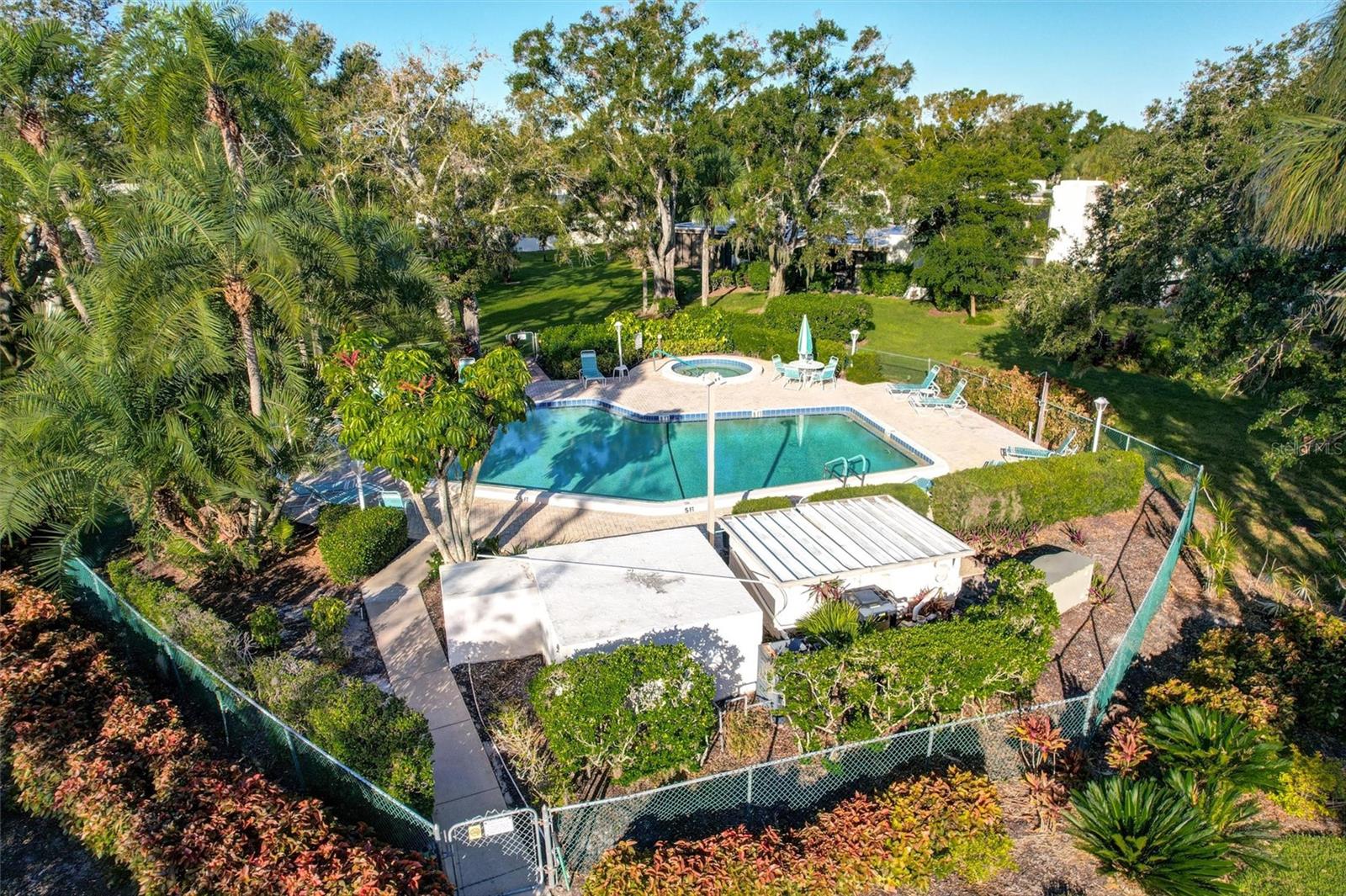 107 PINEHURST DR #107 — photo 32
