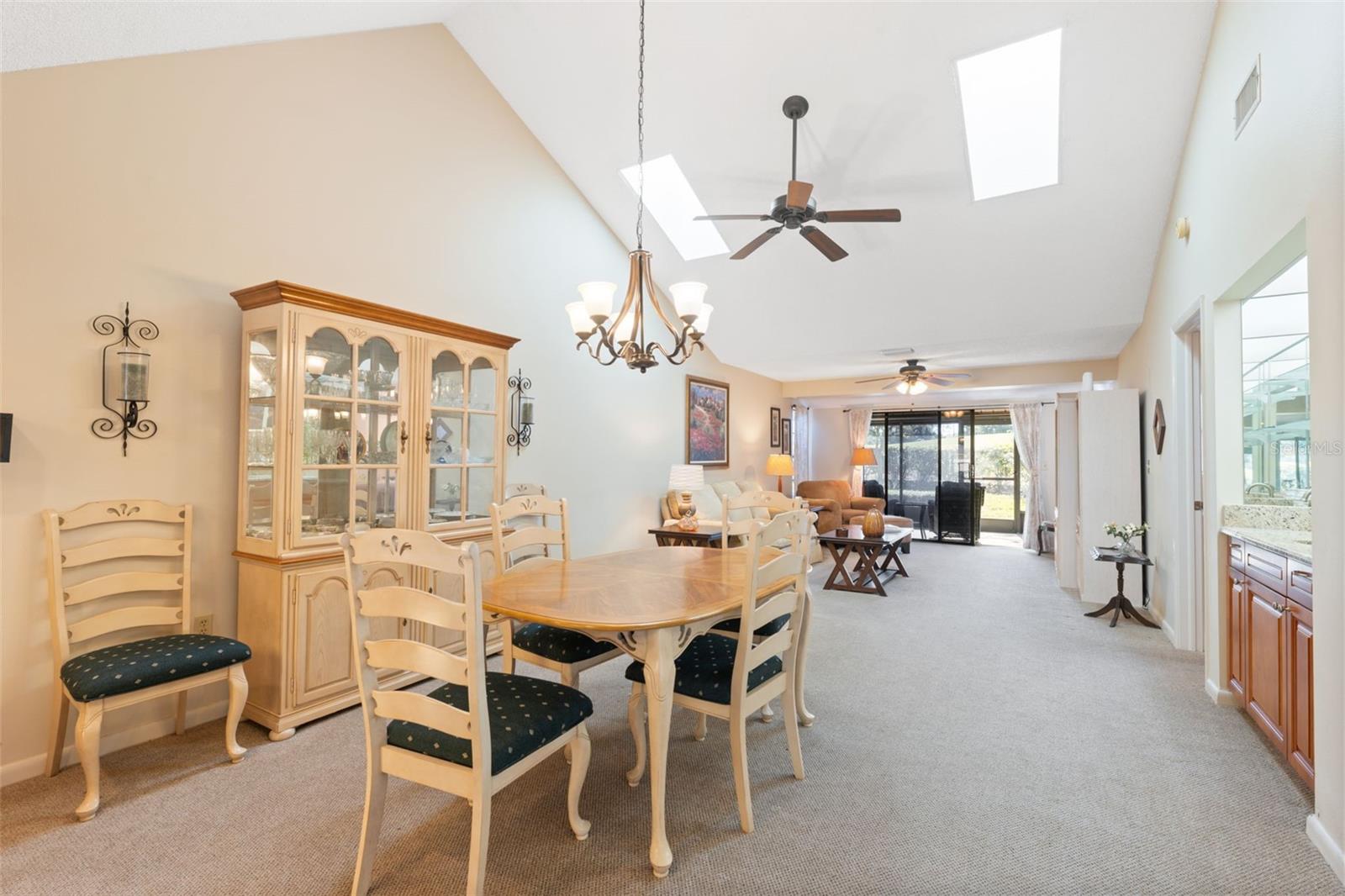 3310 LORI LN — photo 16