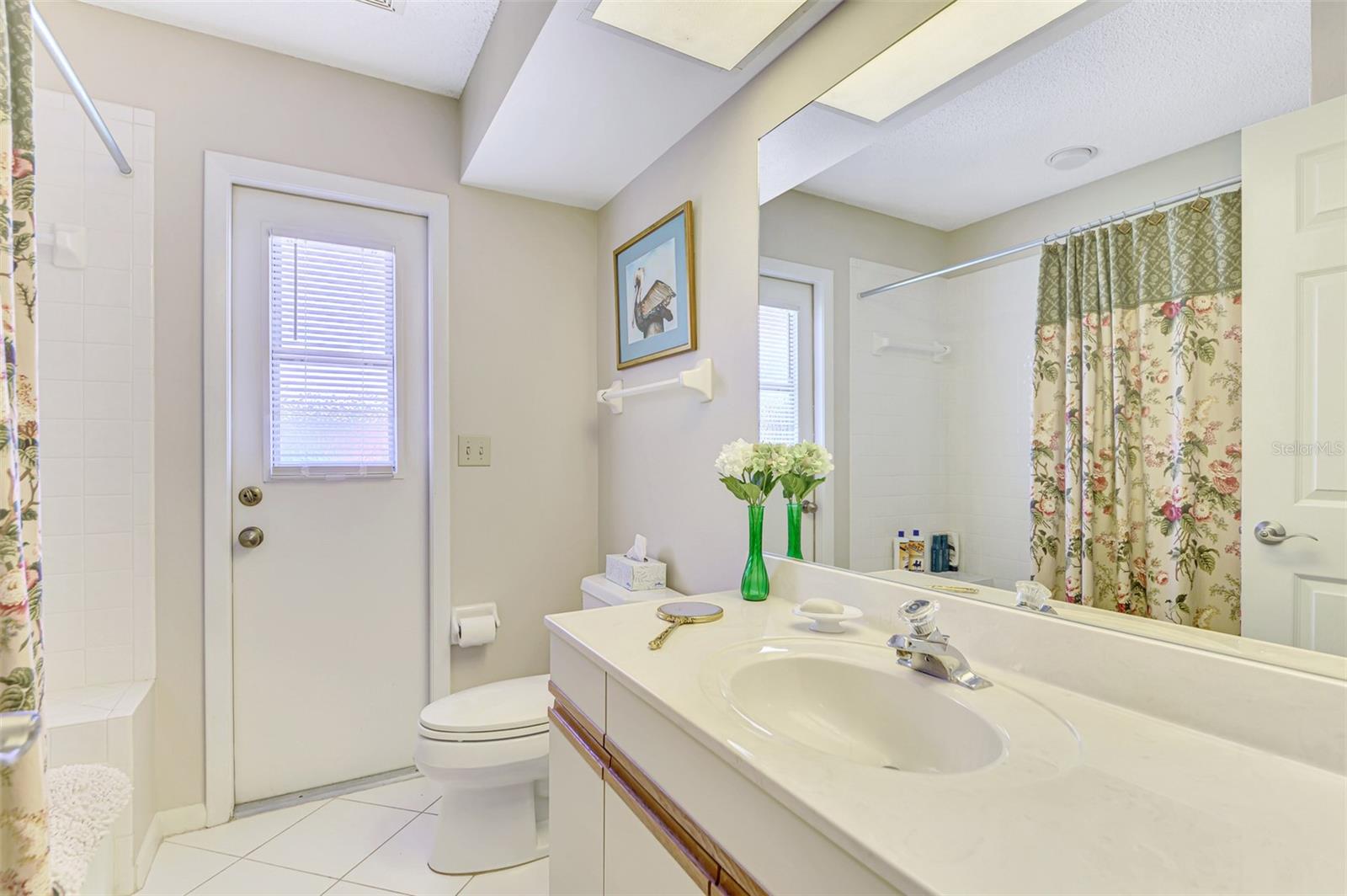 3168 E VILLAGE DR — photo 35