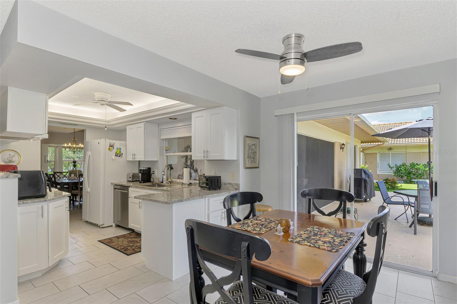 3168 E VILLAGE DR — photo 29