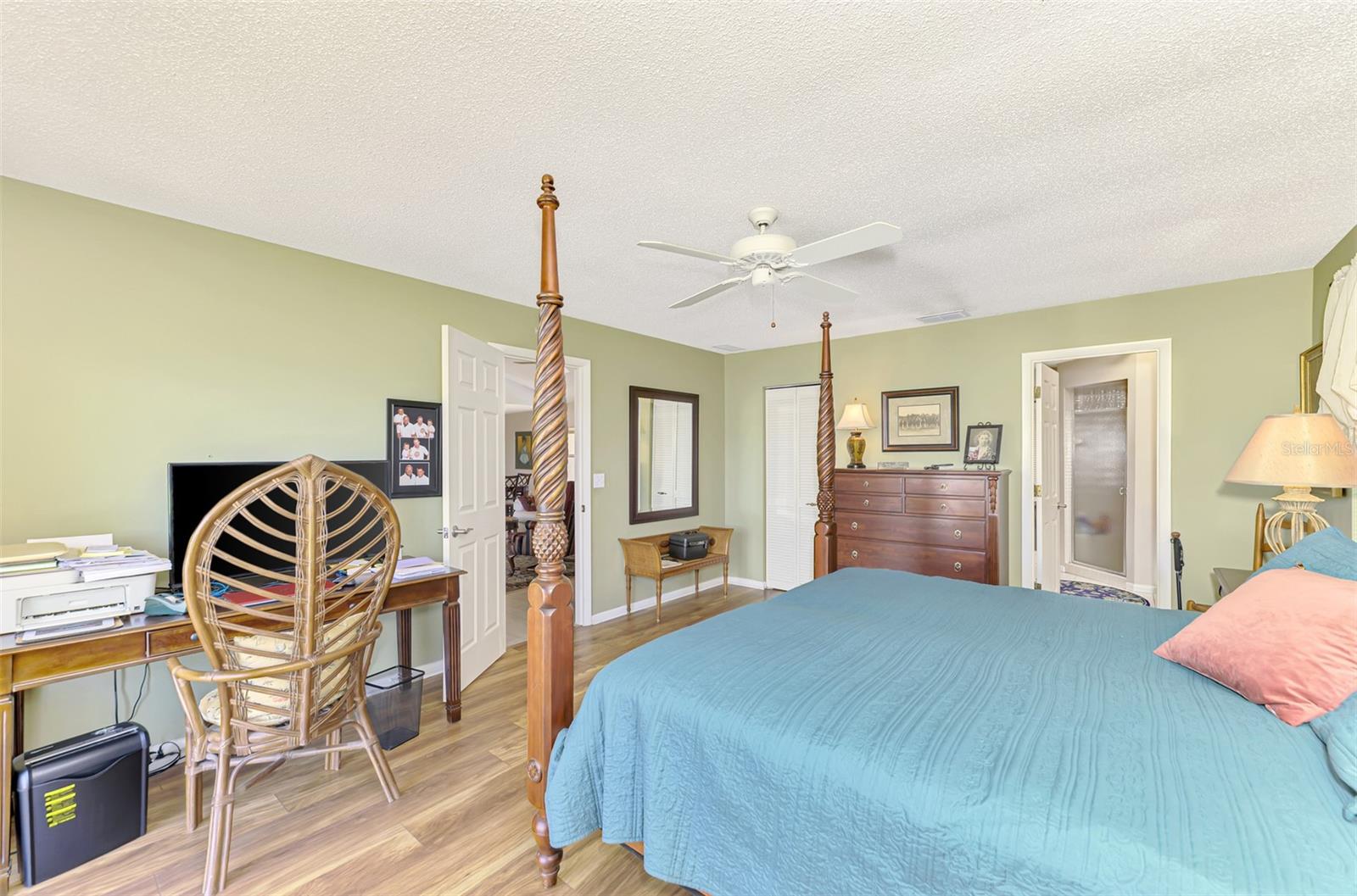 3168 E VILLAGE DR — photo 42