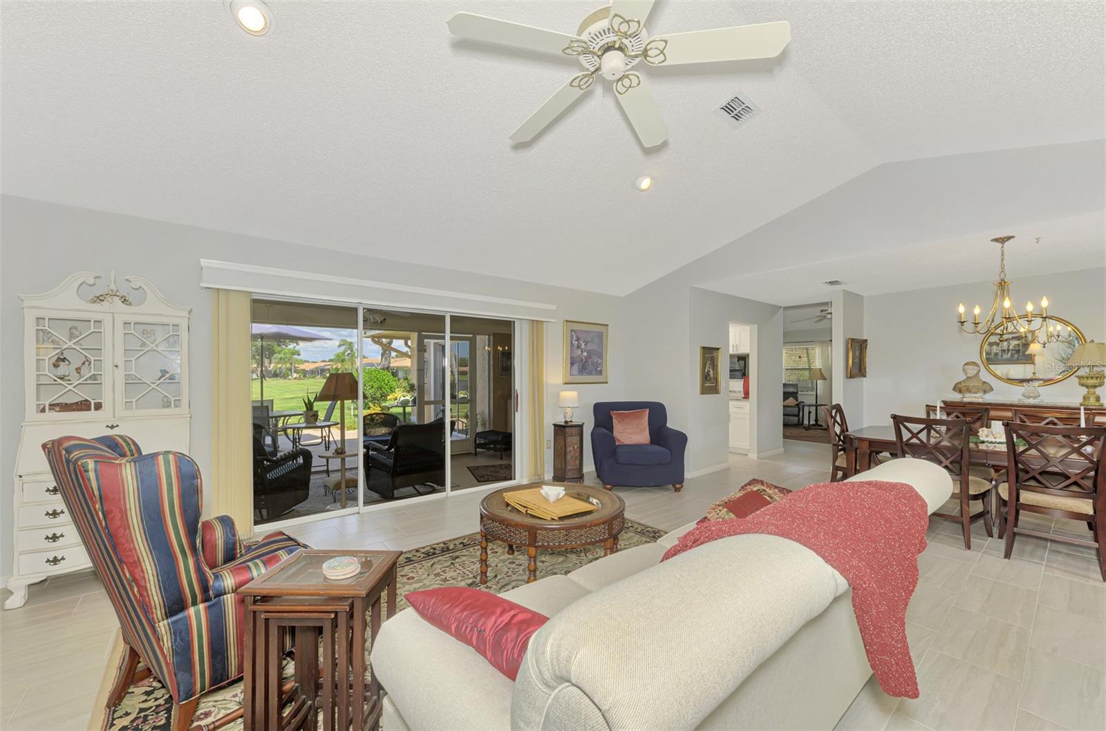 3168 E VILLAGE DR — photo 16