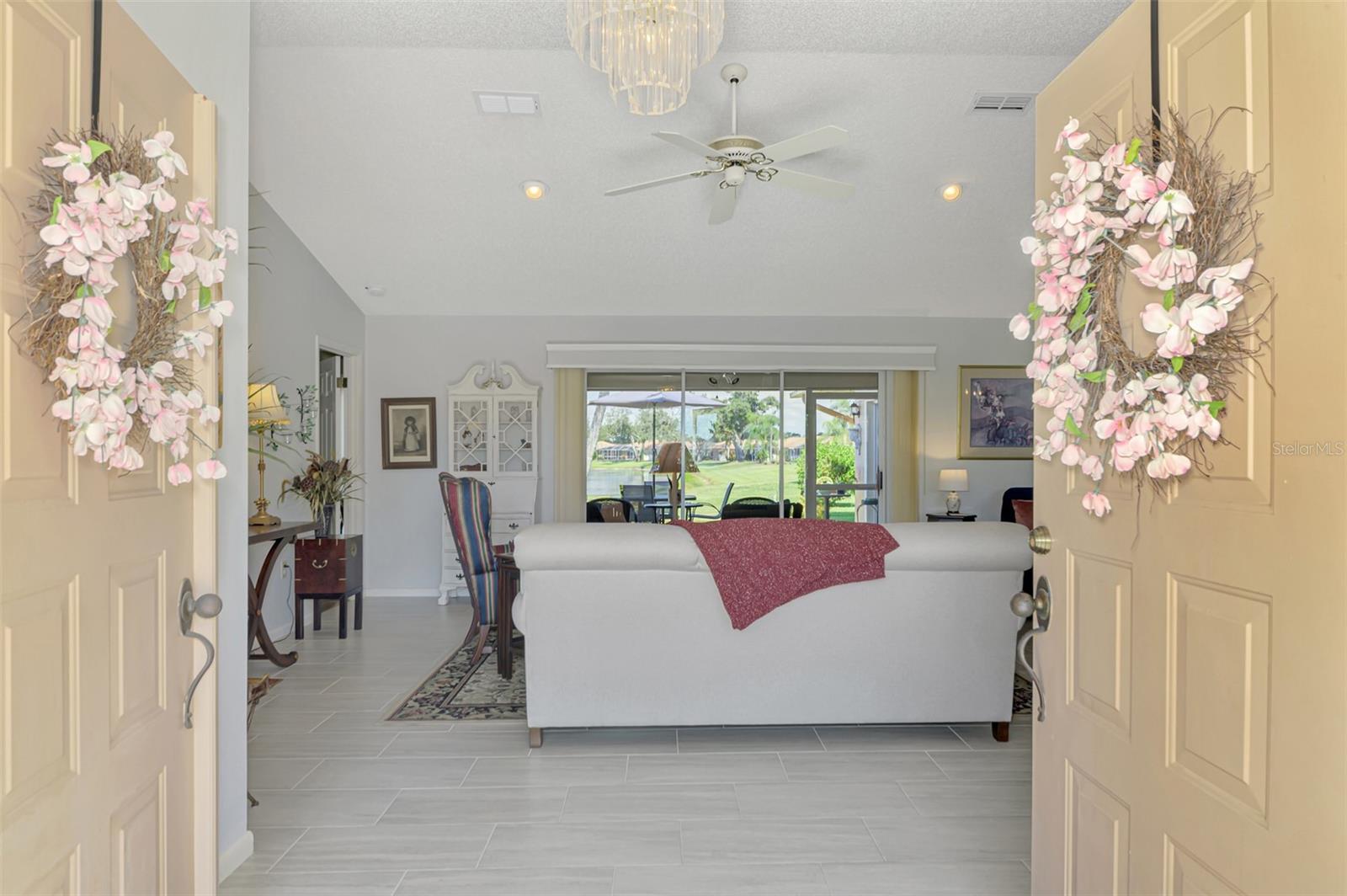 3168 E VILLAGE DR — photo 10