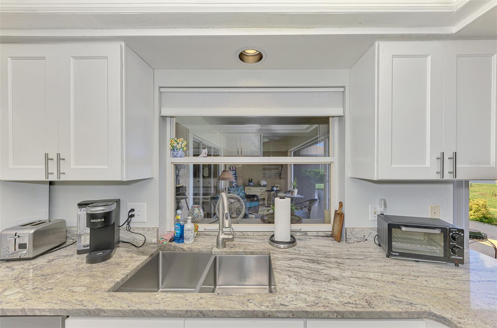 3168 E VILLAGE DR — photo 27