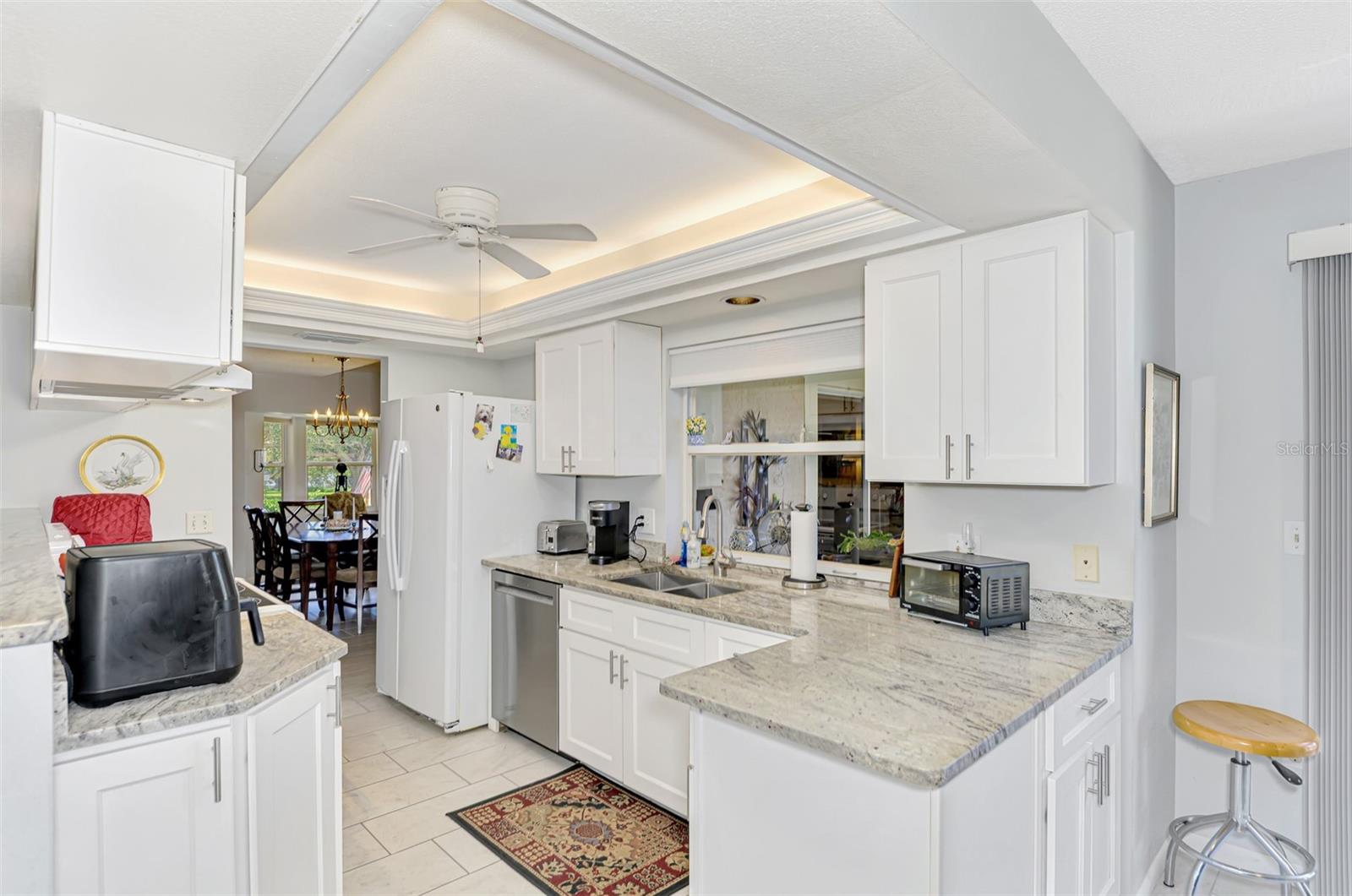 3168 E VILLAGE DR — photo 22