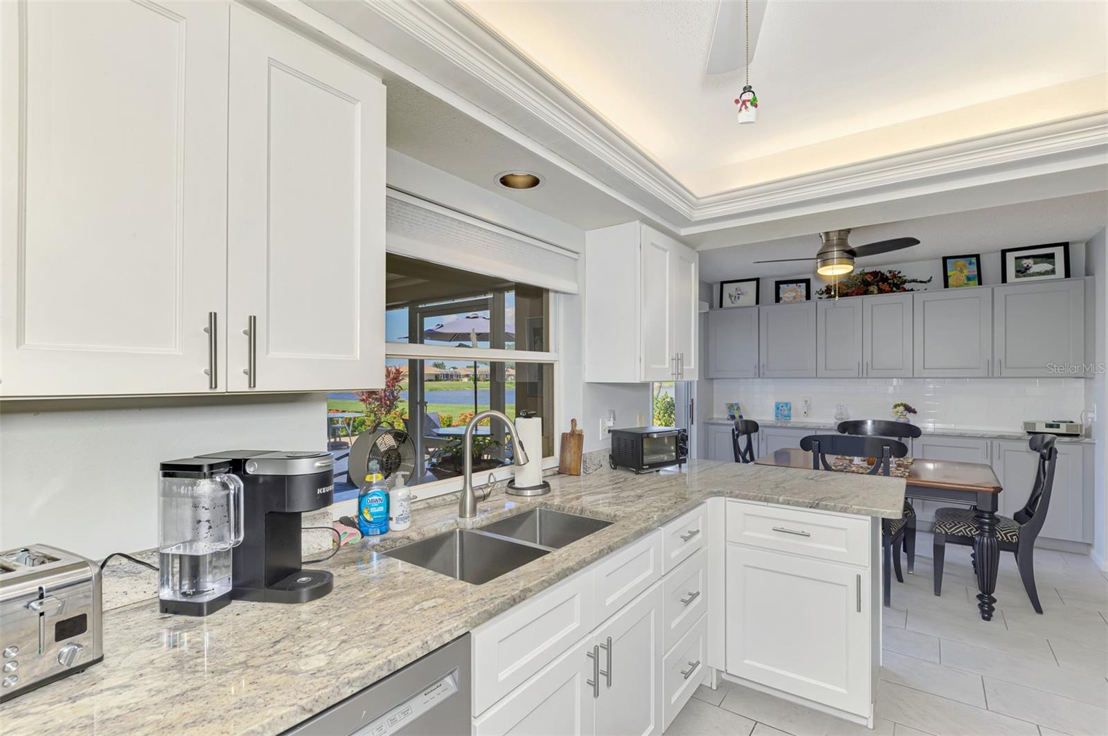 3168 E VILLAGE DR — photo 21