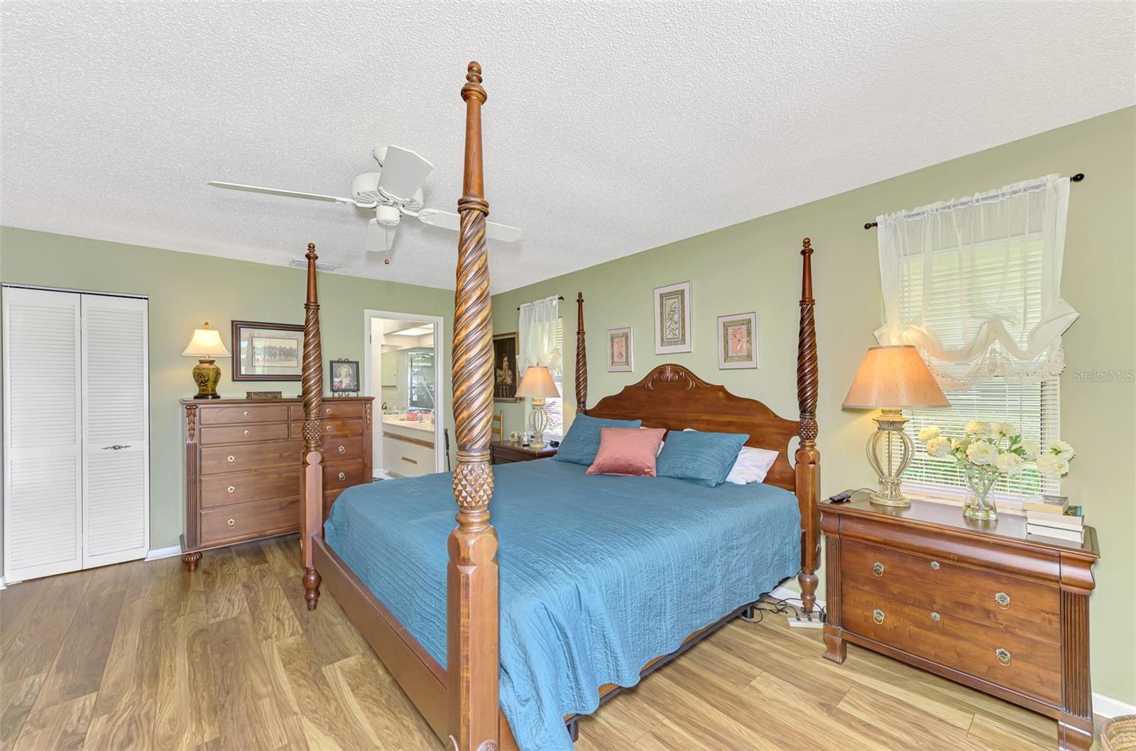 3168 E VILLAGE DR — photo 41