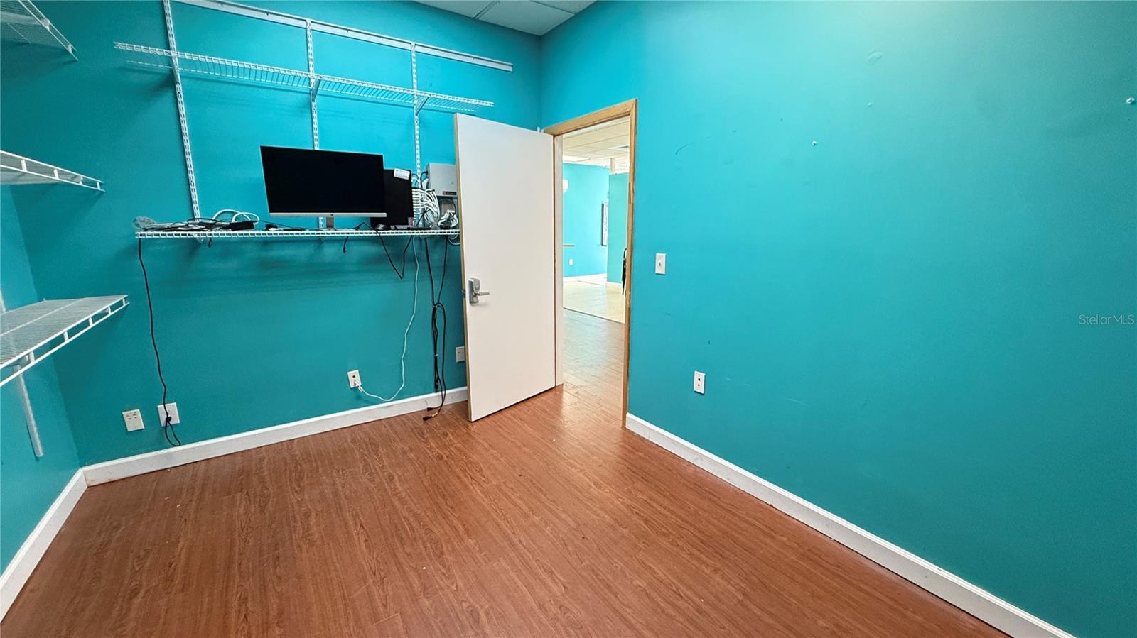 3350 E BAY DR — photo 13