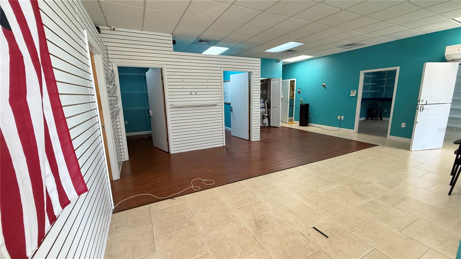 3350 E BAY DR — photo 9
