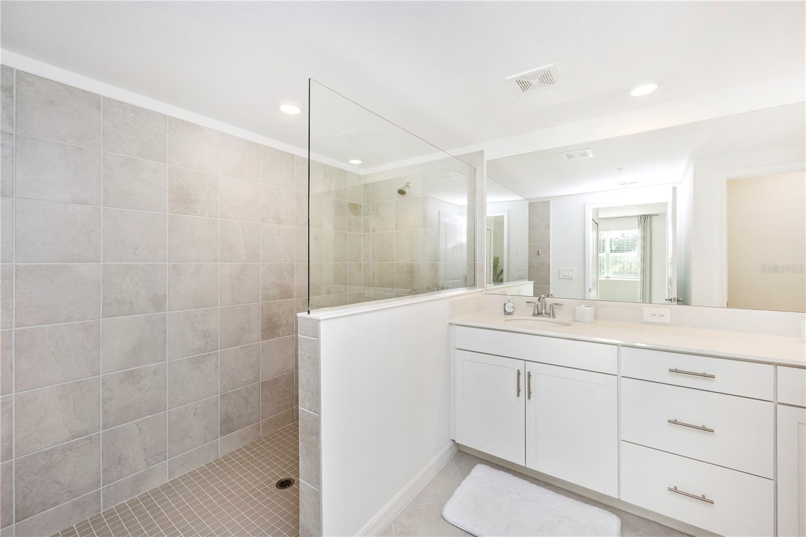 17640 BORACAY CT #102 — photo 31