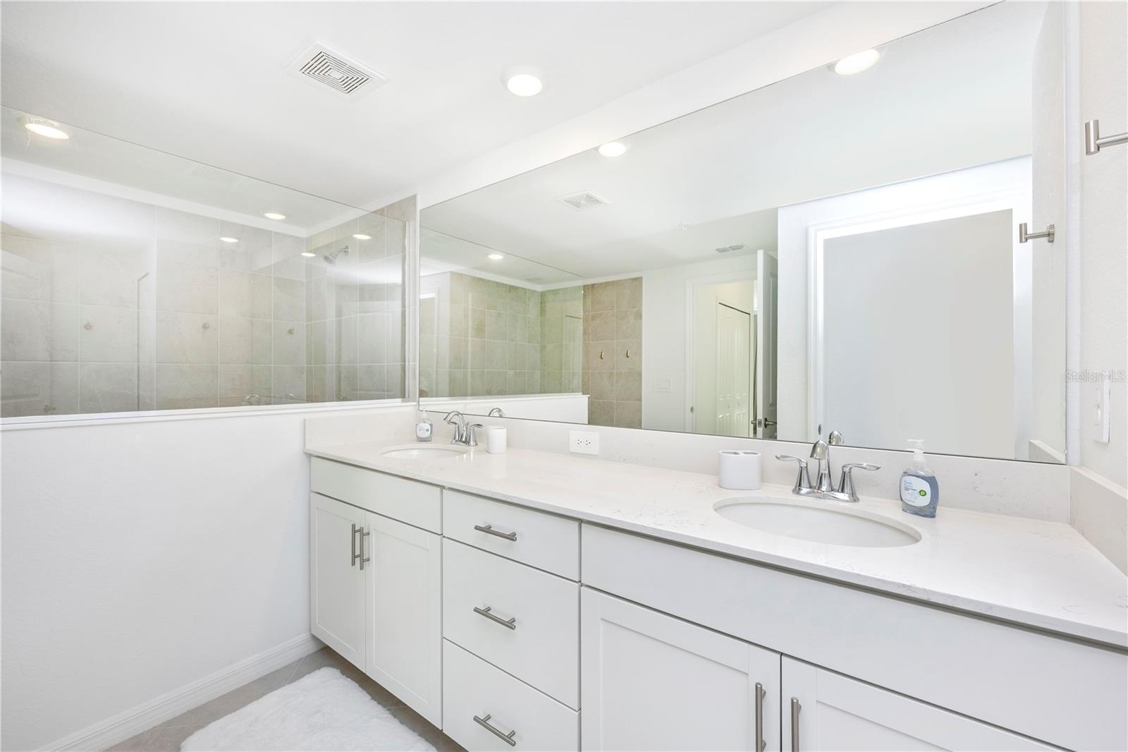 17640 BORACAY CT #102 — photo 28
