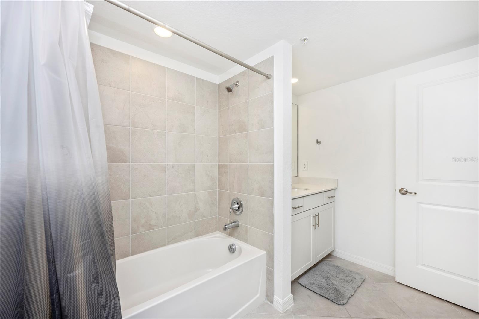 17640 BORACAY CT #102 — photo 39