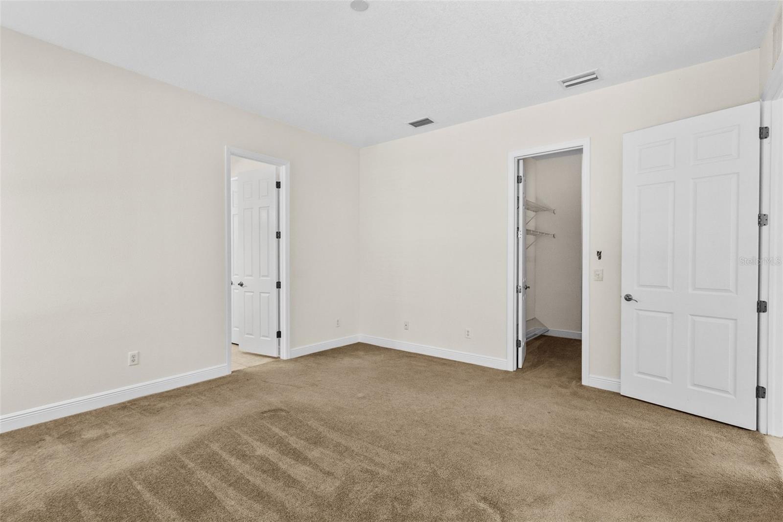 4116 WOODACRE LN — photo 9