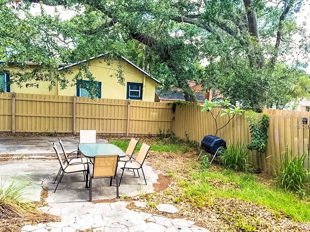 1210 HIGHLAND ST S — photo 10