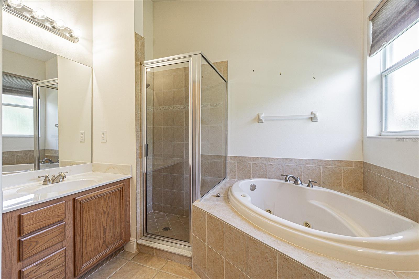 9506 ROLLING CIR — photo 11