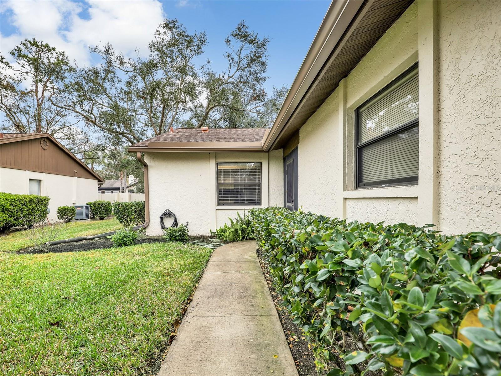 623 OAK HILL CIR #28 — photo 6