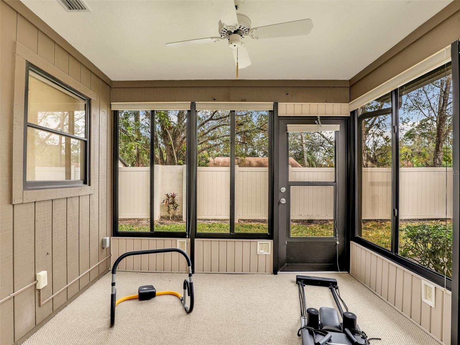 623 OAK HILL CIR #28 — photo 29