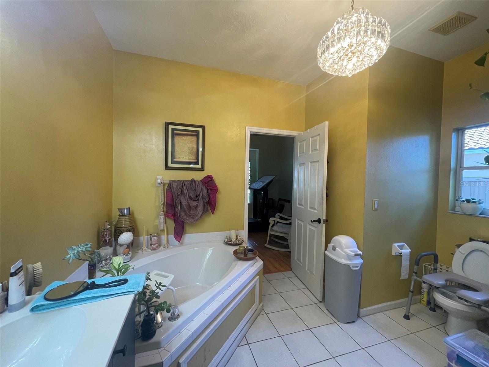 Home in SARASOTA — photo 8