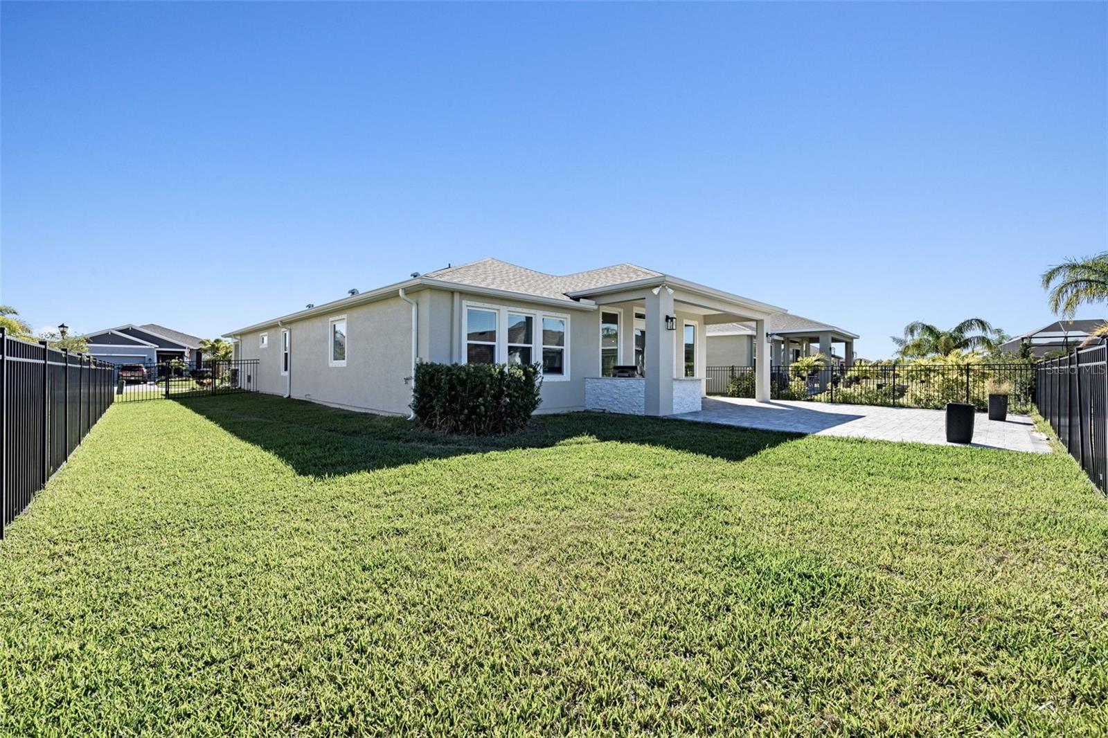 6232 SEA AIR DR — photo 45