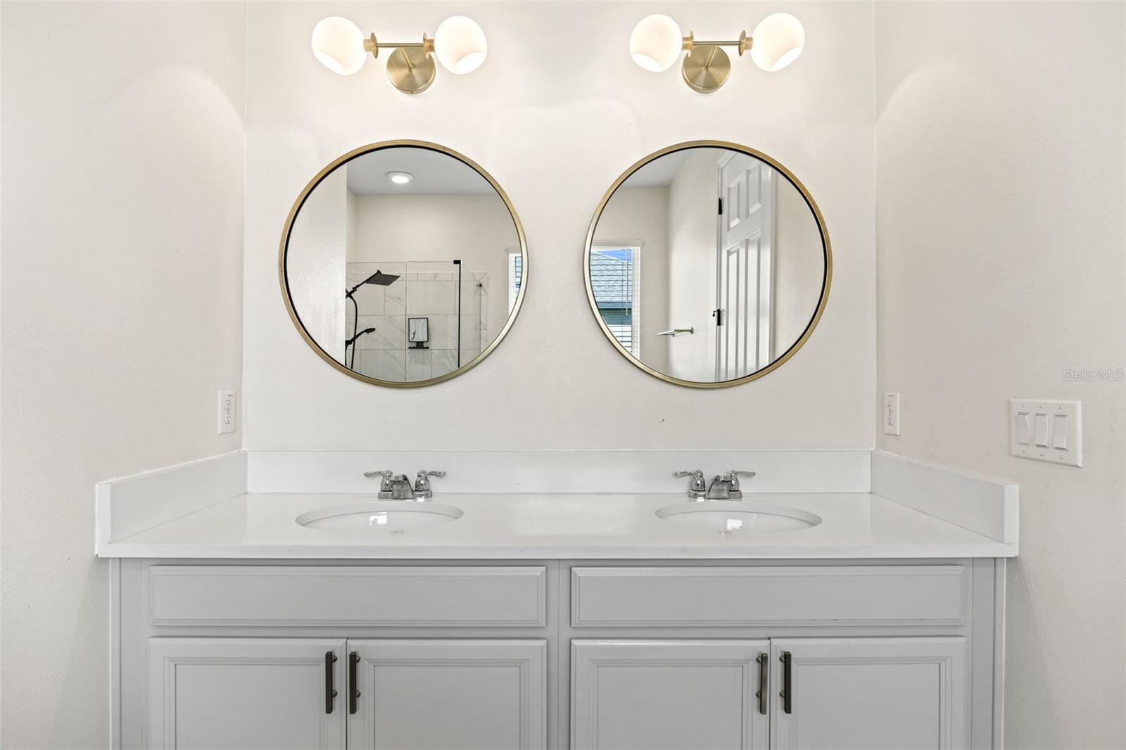 6232 SEA AIR DR — photo 25