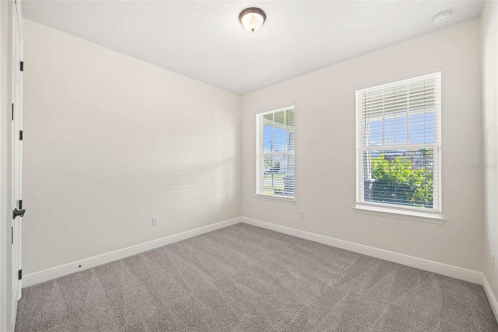 6232 SEA AIR DR — photo 33