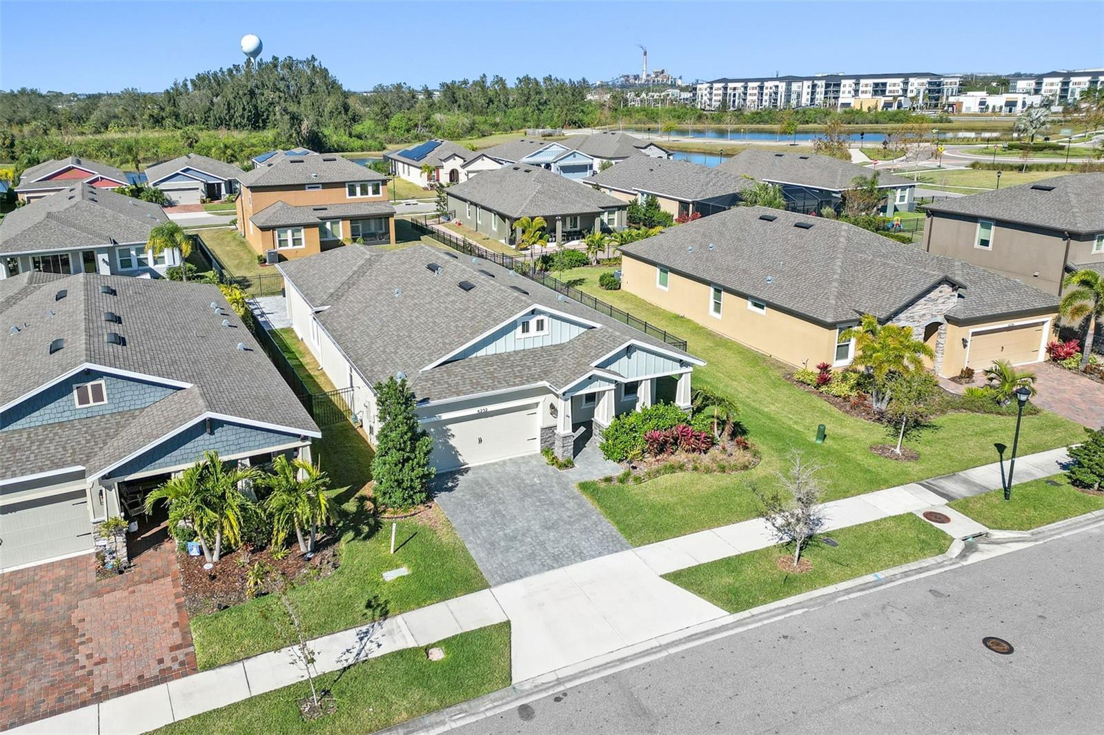 6232 SEA AIR DR — photo 49