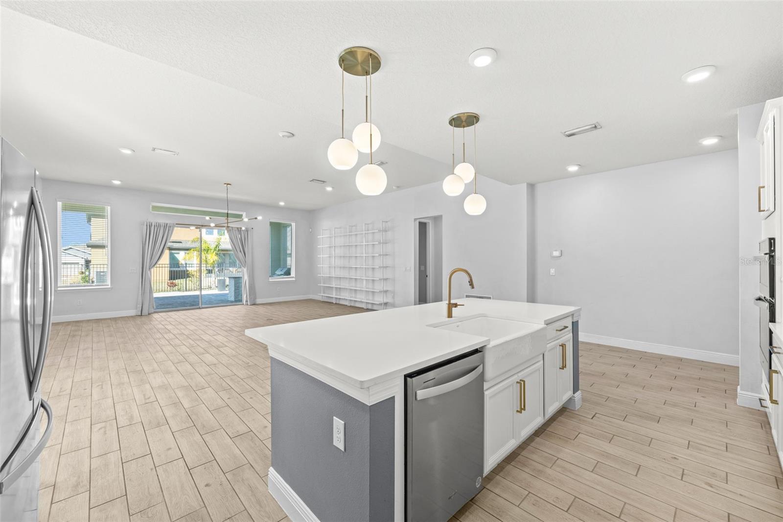6232 SEA AIR DR — photo 16