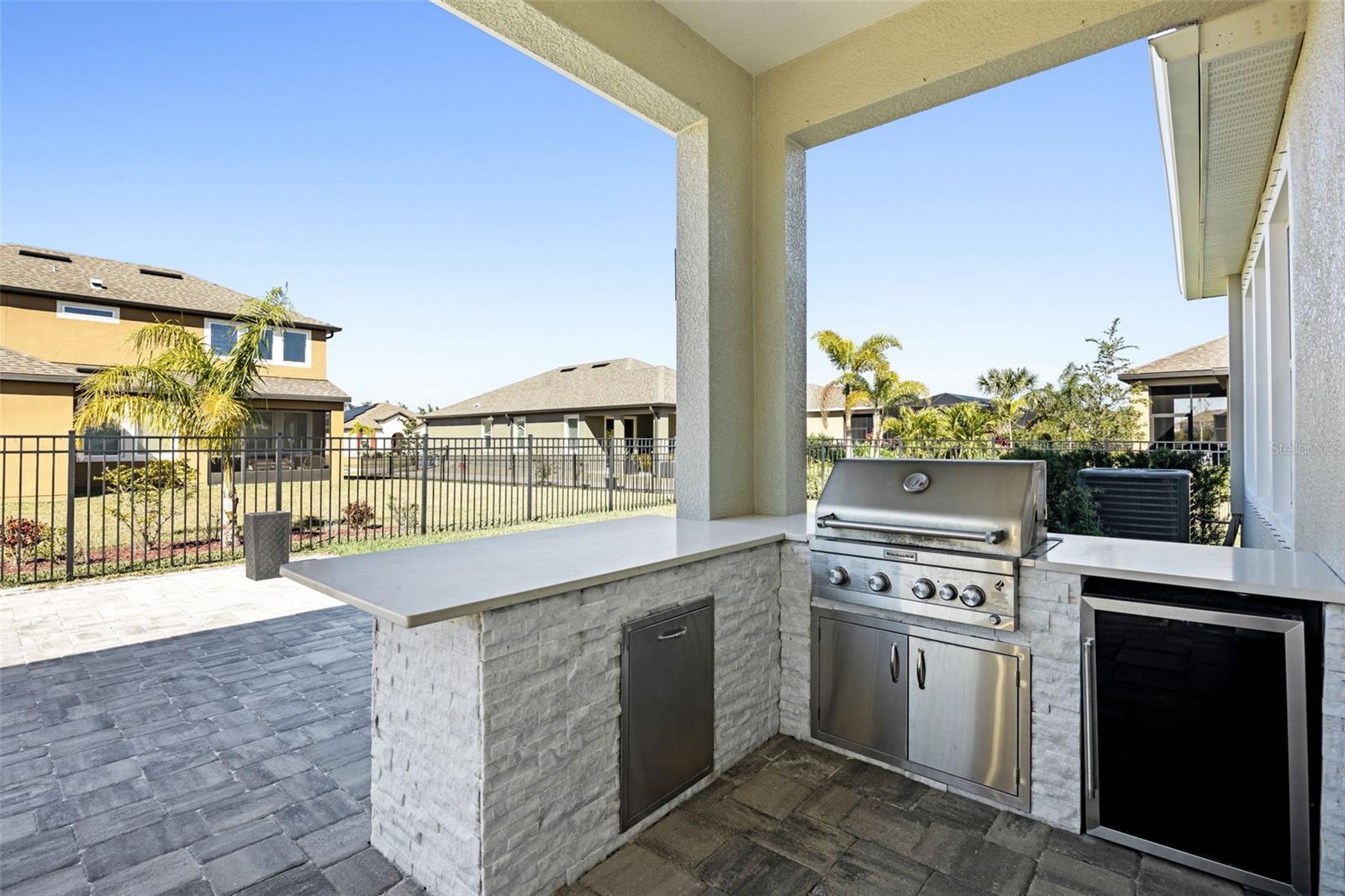 6232 SEA AIR DR — photo 40