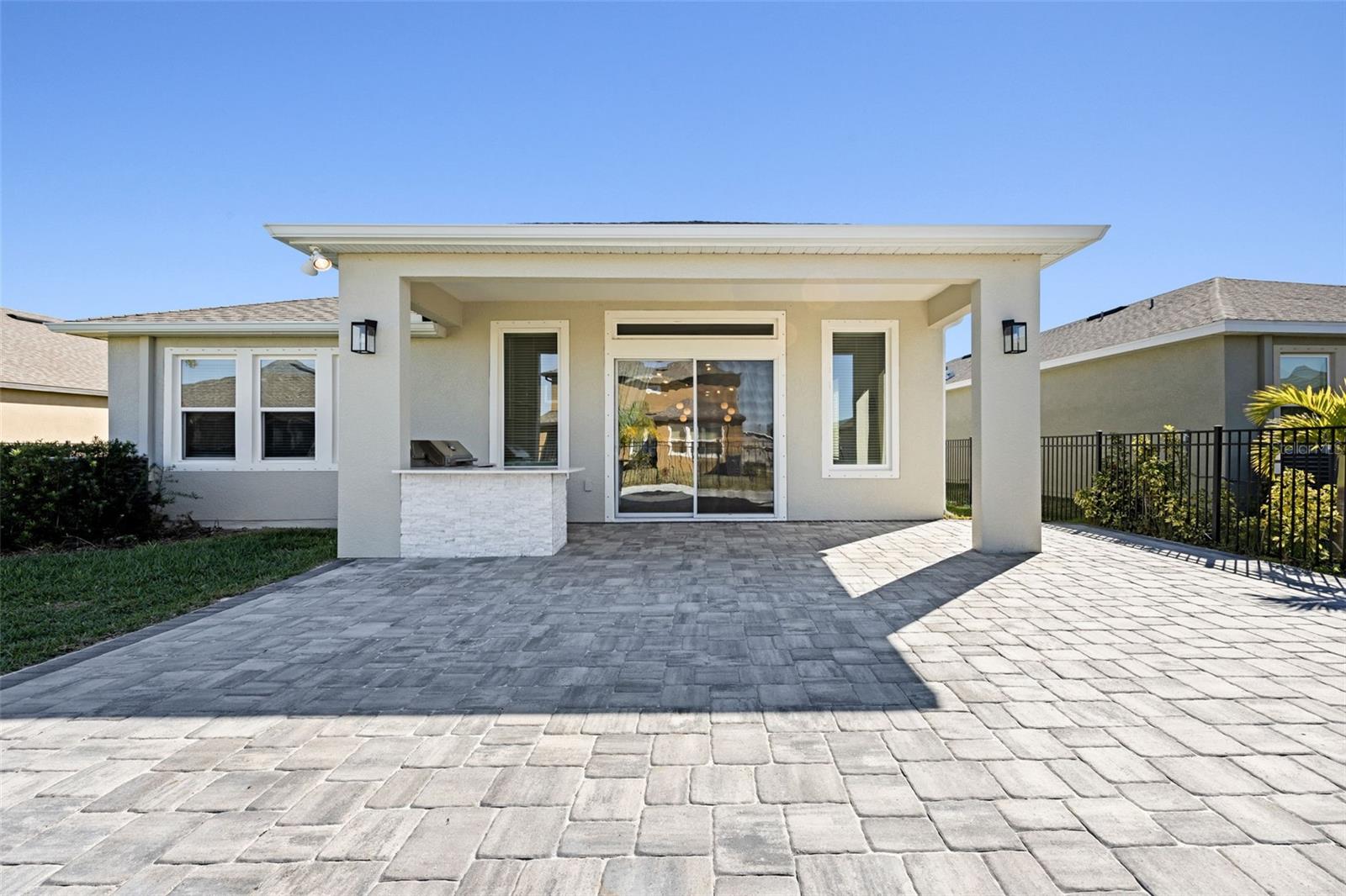 6232 SEA AIR DR — photo 44