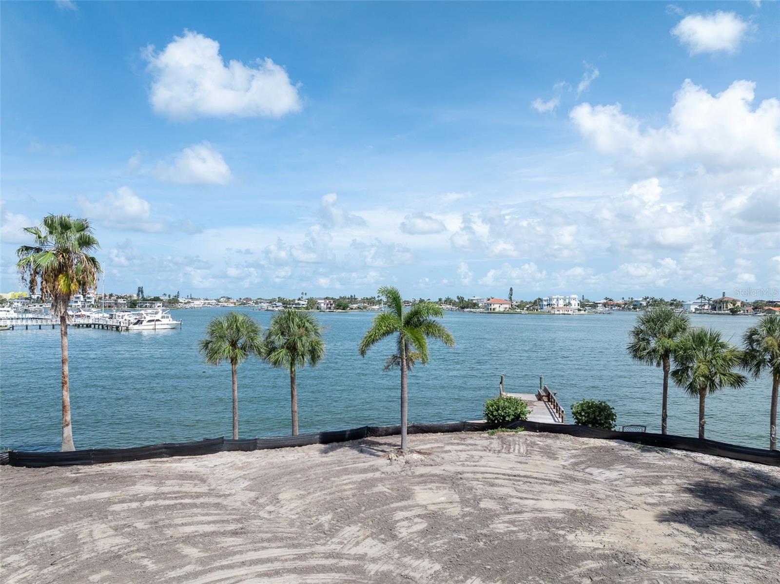 1 PARADISE LN — photo 2