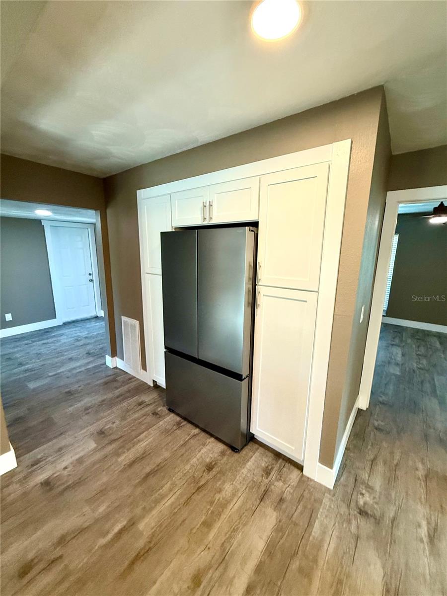 9801 SAN MORENO WAY — photo 5