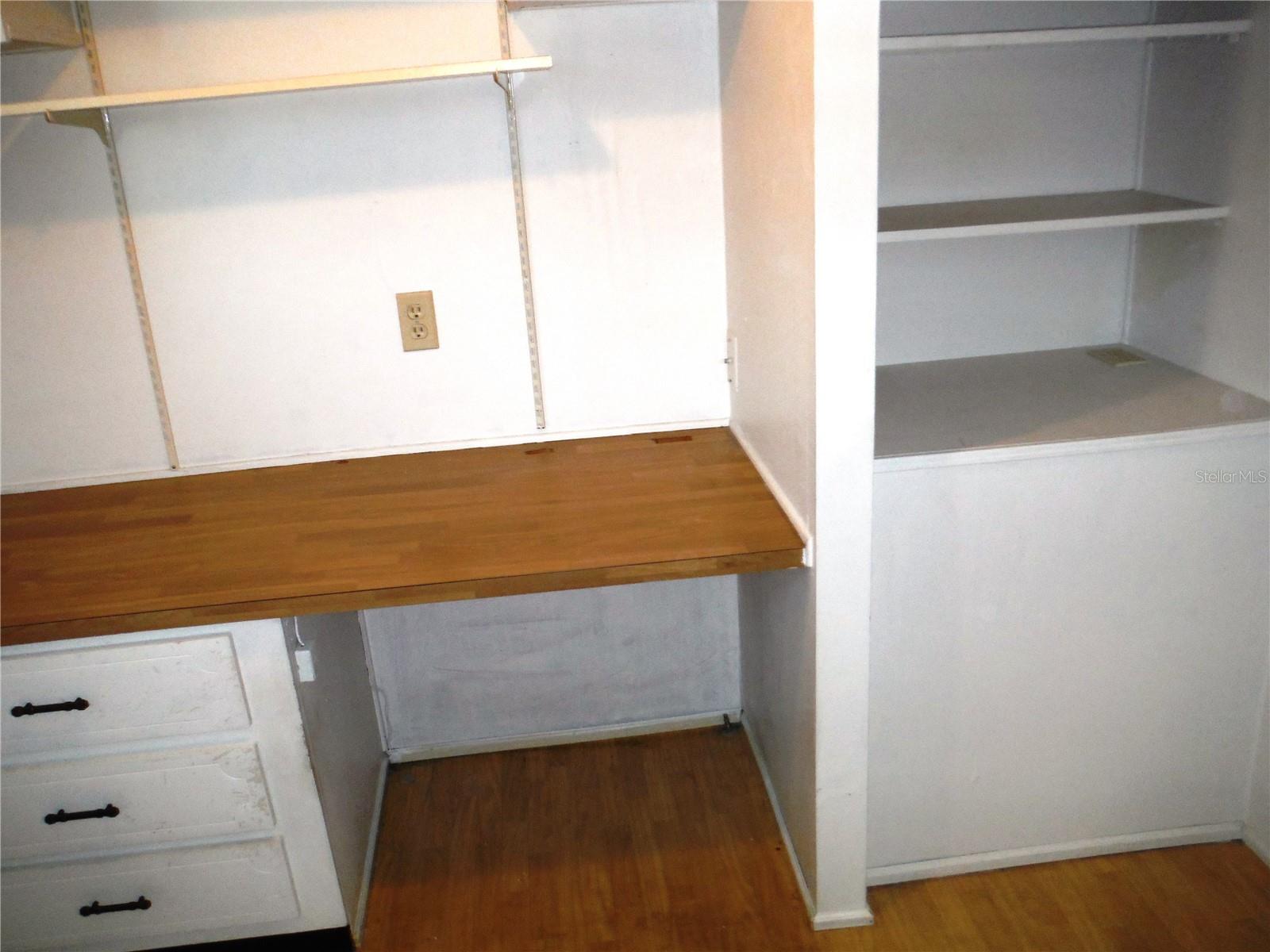 141 FOREST LN #13 — photo 11